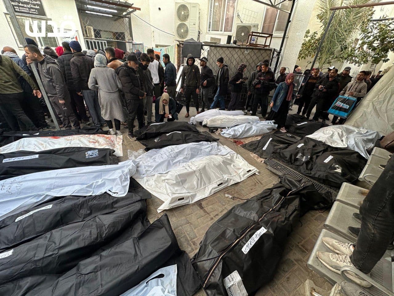 İslam Beldeleri Kınarken, "İsrail"den Refah'ta Vahşet!