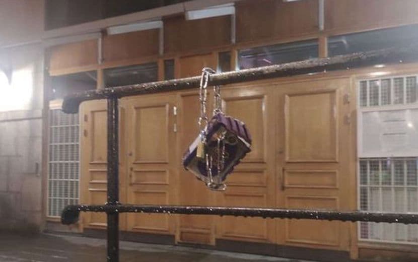 İsveç’te Camiye Alçak Saldırı