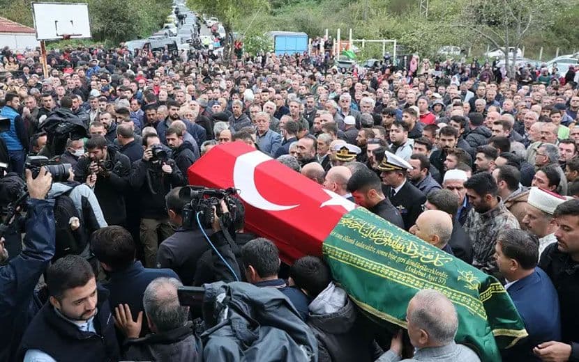 Bartın’daki Maden Faciasında Hayatını Kaybeden İşçiler Toprağa Verildi