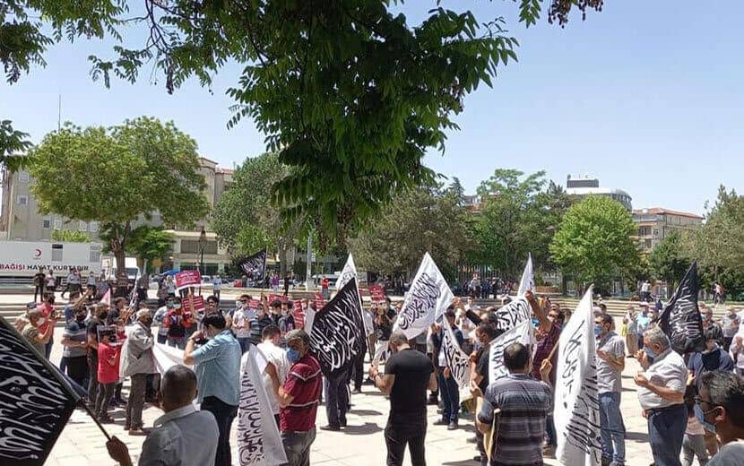 AKSARAY’DA ŞEHİTLER İÇİN GIYABİ CENAZE NAMAZI VE YAHUDİ VARLIĞINI TEL’İN