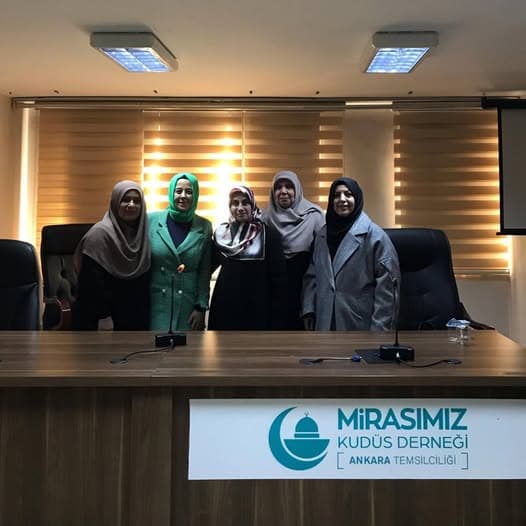 "Psikolojik Olarak Güçlü Bir Aile Olmak" Konulu Program