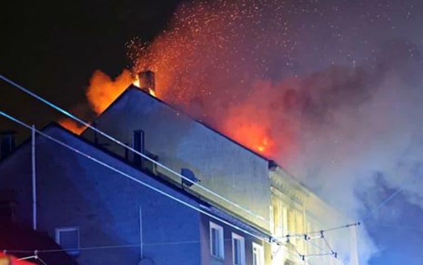 4 Türk’ün Öldüğü Almanya Solingen’deki Yangın Kundaklama