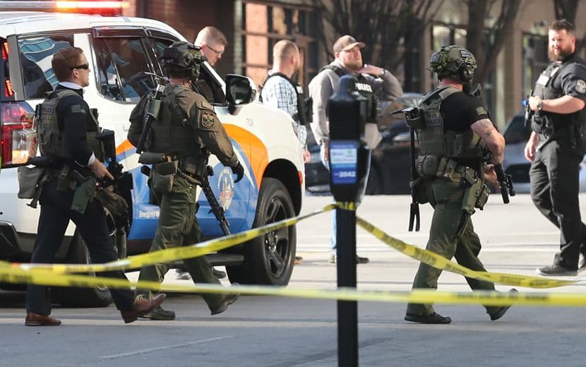 ABD’de 5 Arkadaşını Öldüren Banka Memuru Katliamı Canlı Yayınladı