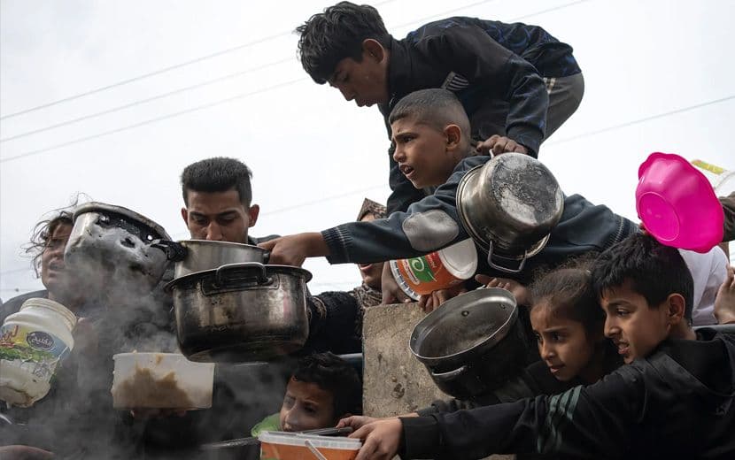 ABD ve Avrupa, “İsrail” Gibi Gazze’de Açlığı Silah Olarak Kullanıyor