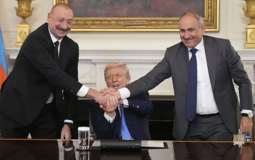 Ankara, Trump’ın Huzurunda İmzalanan Anlaşmadan Memnun