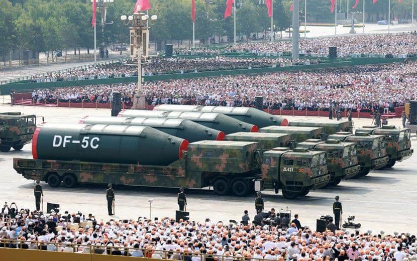 Çin’den Yeni Silahlarla Gövde Gösterisi