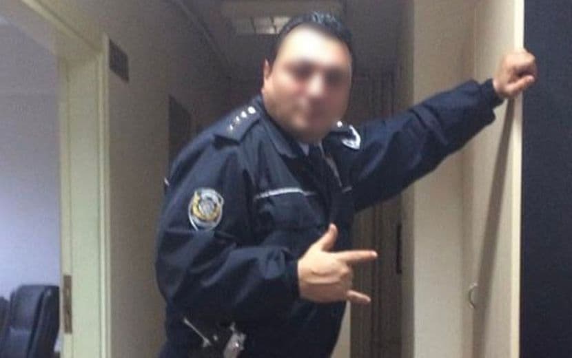 Emniyet Müdürü, Deprem Yardımlarını Çalıp Evine Yığmış