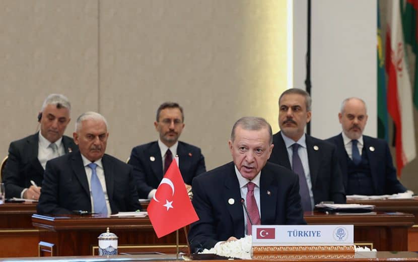 Erdoğan, “İsrail”i Açıkça Destekleyen ABD’yi Sessiz Olmakla Suçladı