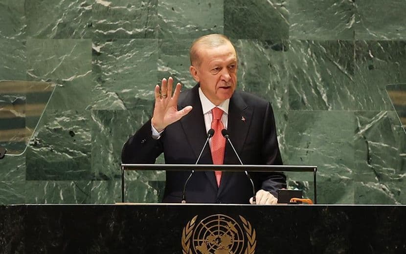 Erdoğan, Lübnan’ı, Ölü Olarak Nitelendirdiği BM’ye Havale Etti