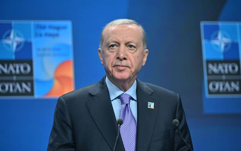 Erdoğan'dan, "Dostu" Trump'a Destek: "Çağrısına Koşulsuz Uyun"