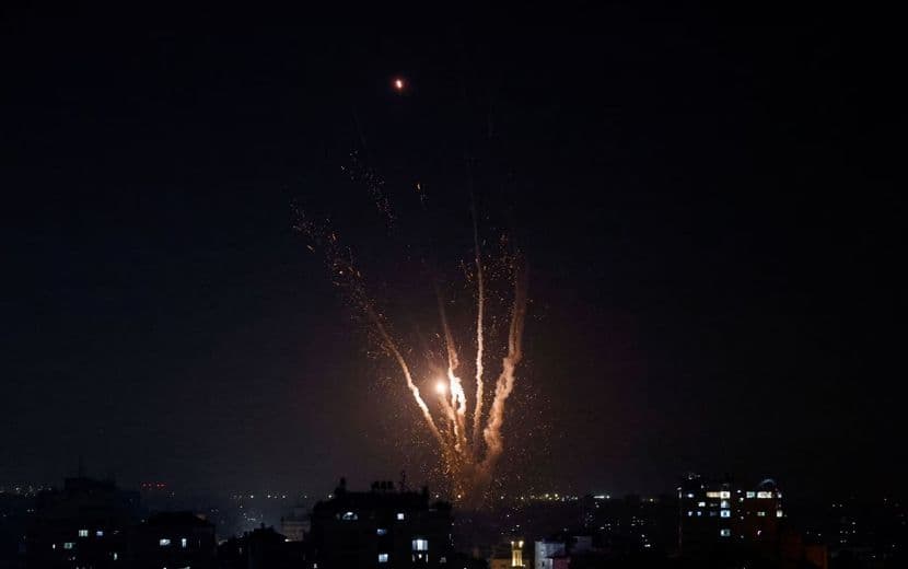 Gazze’de Katliam: Hayatını Kaybedenlerin Sayısı 20’ye Yükseldi