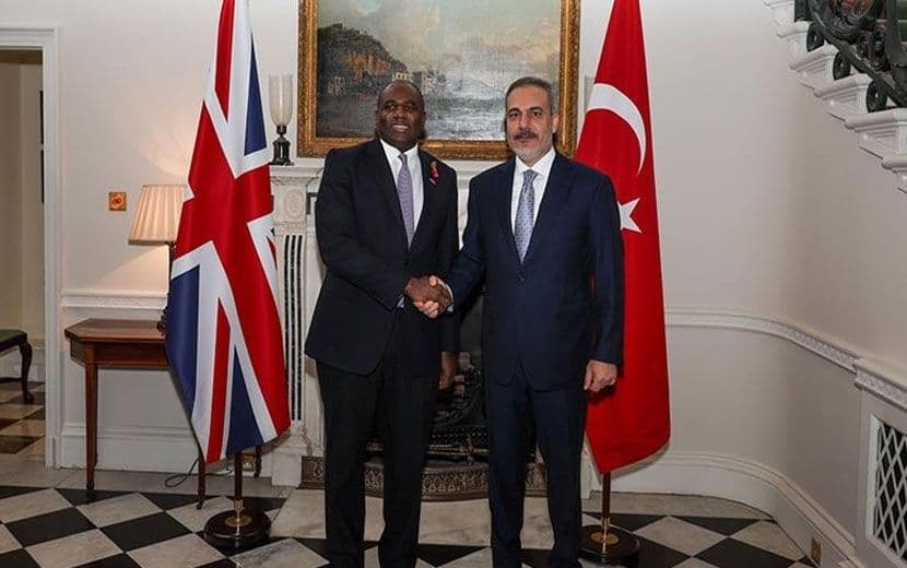 Fidan Londra’da: “Türkiye ve İngiltere, Köklü Stratejik İlişkilere Sahip”