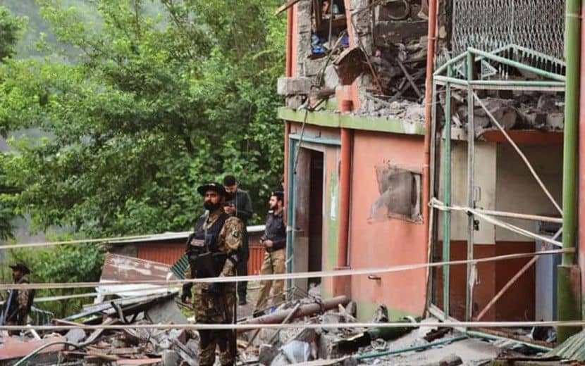 Hindistan, Pakistan’a Saldırı Başlattı: Hindistan’a Ait 5 Jet Düşürüldü