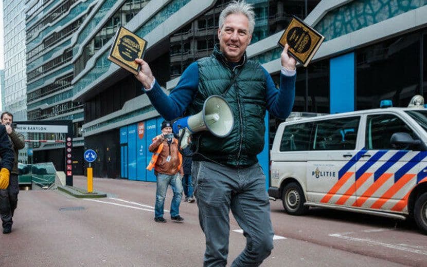 Hollanda Hükümetinin Korumasında Yine Kur’an-ı Kerim’e Saldırı