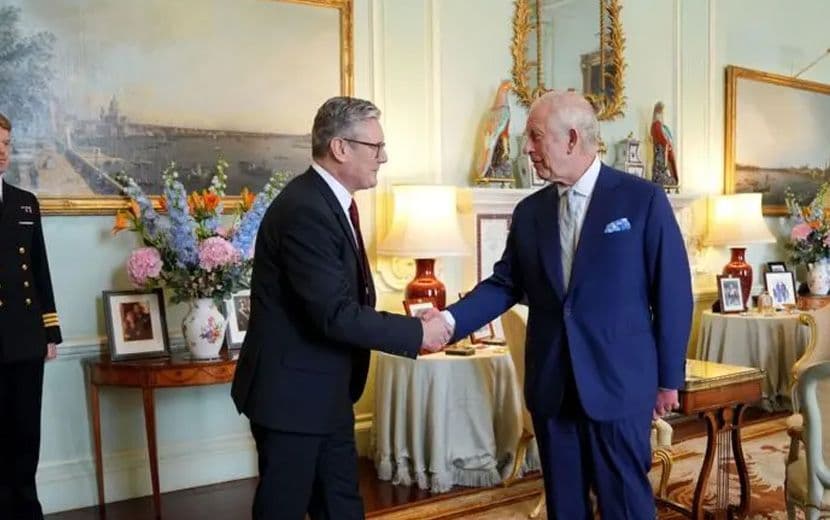 Sömürgeci İngiltere’nin Yeni Başbakanı İşçi Partisi Lideri Starmer Oldu