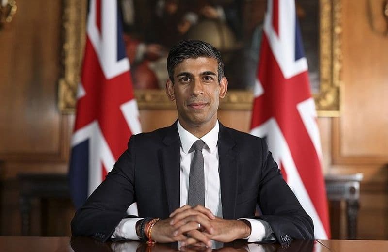 İngiltere’nin Göçmen Başbakanı, Göçmenlere Savaş Açtı