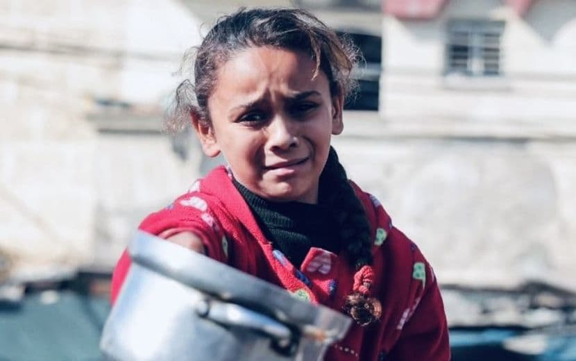 İslam Beldelerinin Yöneticileri, Gazze’yi İşgal, Katliam ve Açlığa Terk Etti