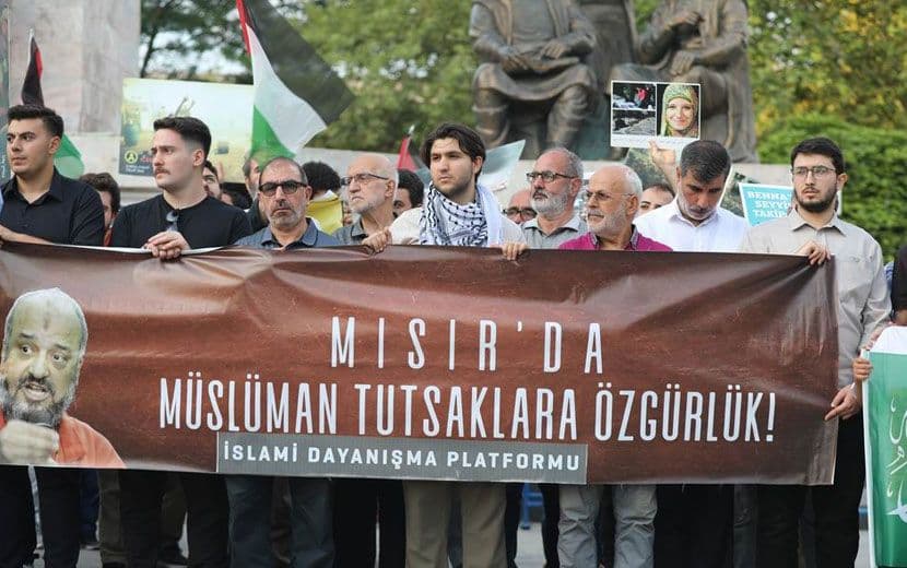 İstanbul’dan “Müslüman Kardeşlere" Destek