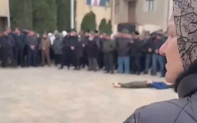 Kadirov Rejimi, Öldürdüğü Genci İki Gün Sokakta Bekletti