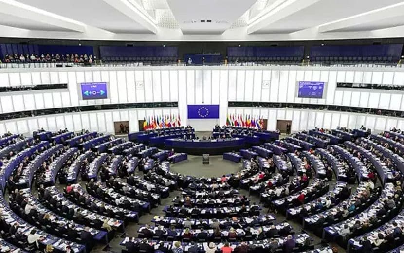 Macaristan’dan, Ukrayna’ya Gönderilecek 54 Milyar Euroluk Yardımına Veto
