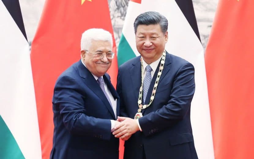 Mahmud Abbas, Suud ve İran’ın İzinde Çin Ziyaretine Başladı