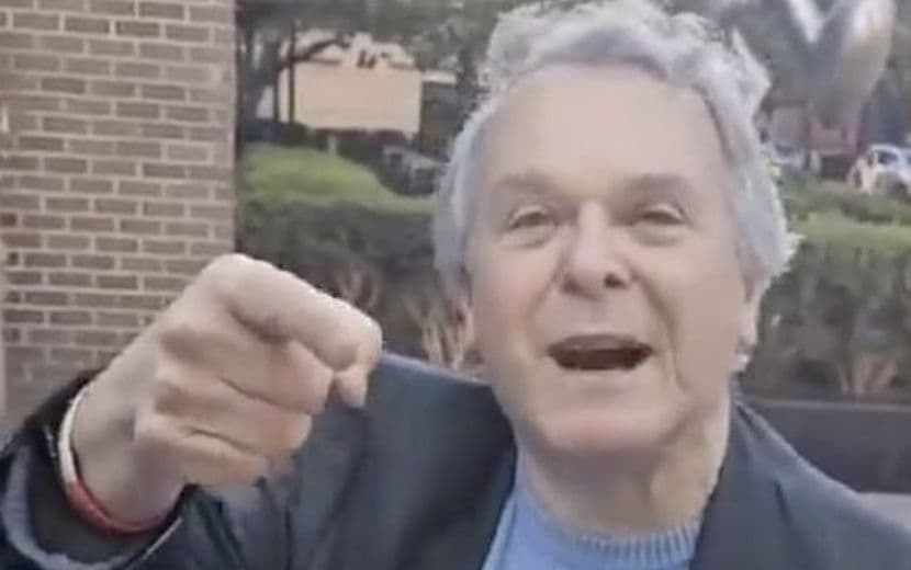 Obama’nın Eski Danışmanından, Mısırlı Satıcıya İslamofobik Saldırı