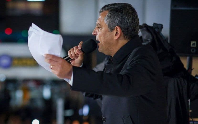 Özgür Özel’e, Akın Gürlek İddiaları Nedeniyle Soruşturma