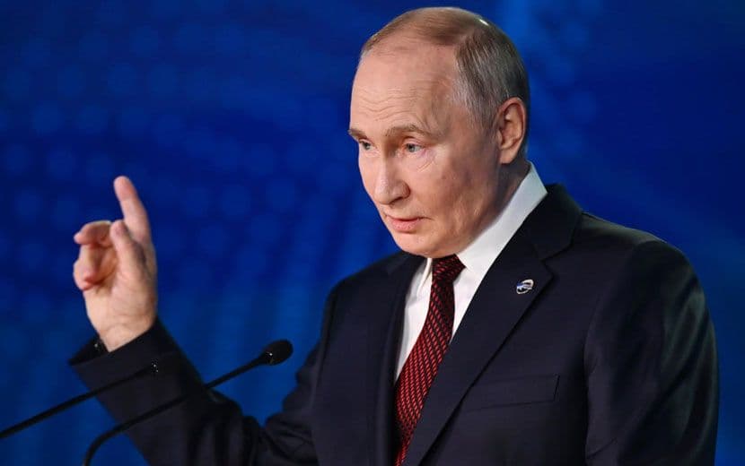 Putin, Hipersonik Balistik Füzeyle Batı’ya Meydan Okudu