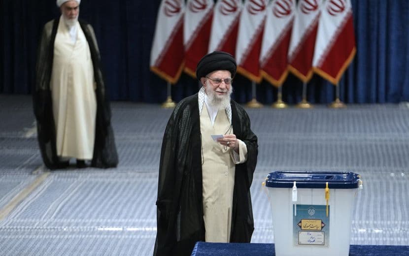 Reisi’nin Ölümünün Ardından İran Sandık Başında
