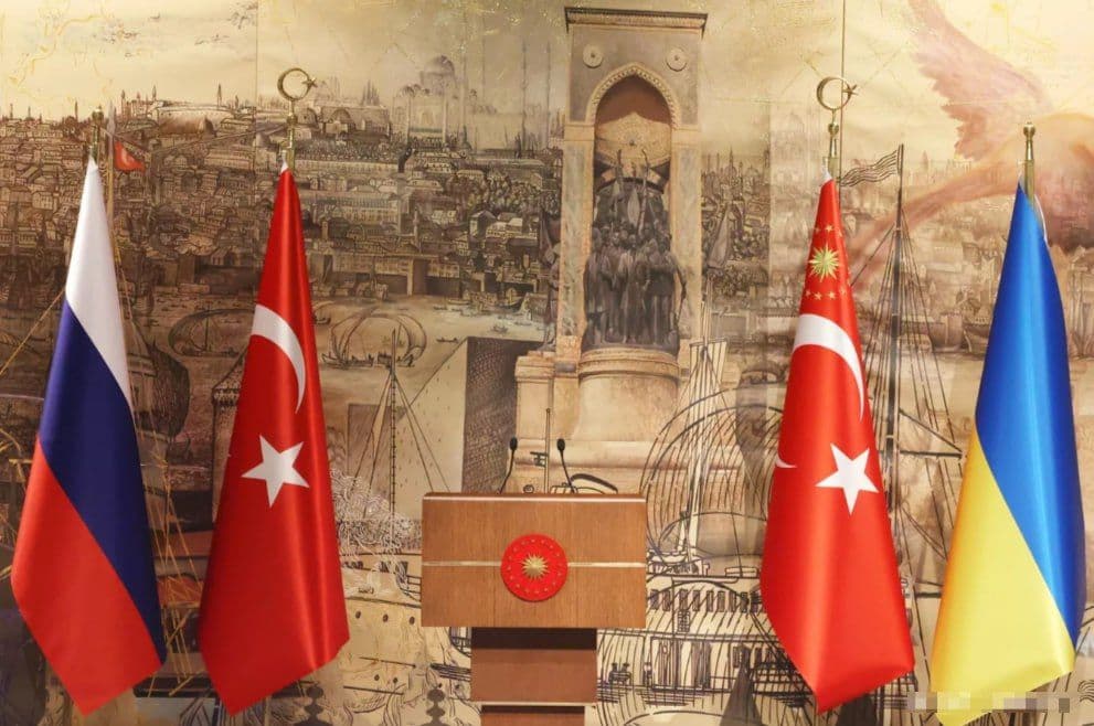 Ukrayna’nın Ağır Saldırısına Rağmen Rus Heyet İstanbul’da