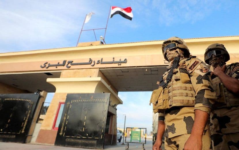 "Sisi Rejimi, Refah Kapısı’ndan Geçiş İçin 10 bin Dolar Haraç Alıyor"