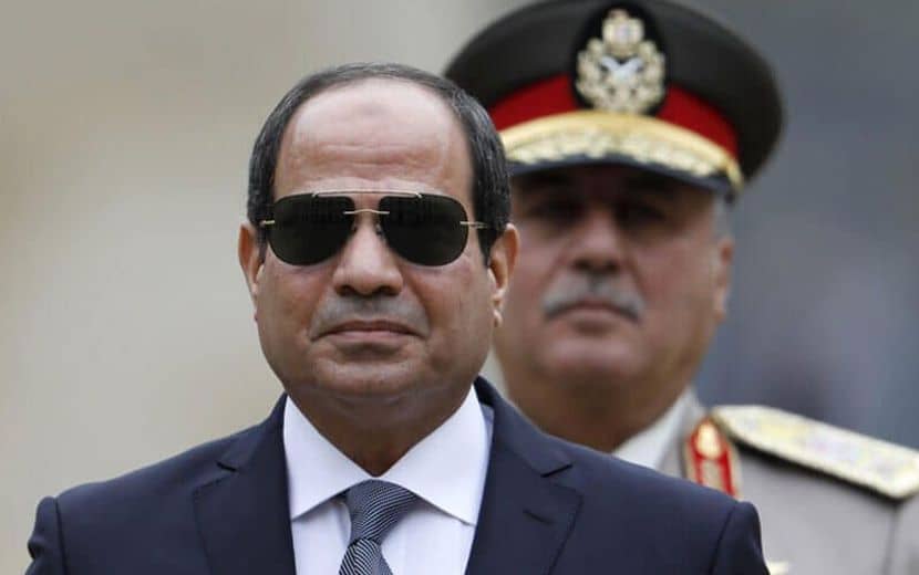 Sisi Yönetimi İle Sefalet Altında Yaşayan Mısır, Faizleri Yükseltti