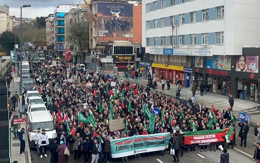 Üsküdar’da Binlerce Müslüman, Gazze İçin Yürüdü