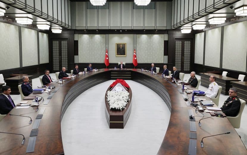 YAŞ Kararları Açıklandı: Genelkurmay Başkanlığına Orgeneral Metin Gürak Atandı