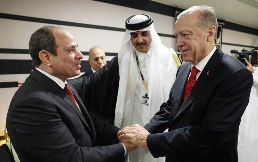 Erdoğan, Sisi İle El Ele "Rabia"yı Mezara Gömdü